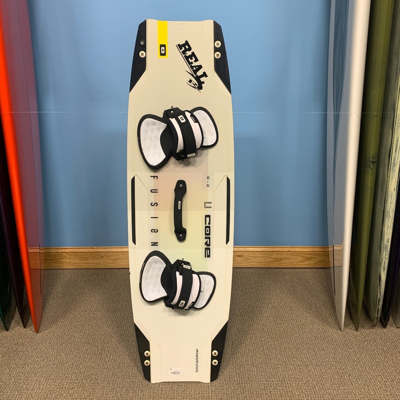 USED Core Fusion 5 Kiteboard-141 x 42cm w/Straps