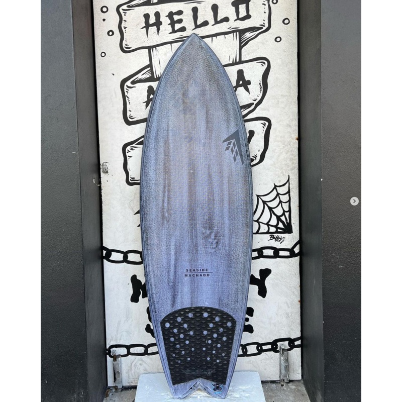 USED - 5'8 MACHADO SEASIDE (35.4L)