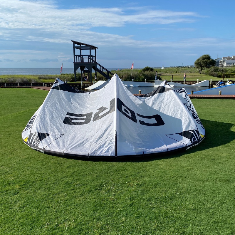 USED Core XR6 LW Kite-15m-White