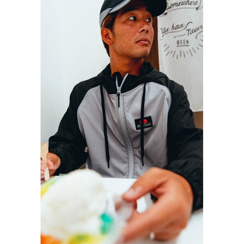 RIVVIA PROJECTS - GLOBAL PROJECTS SPRAY JACKET