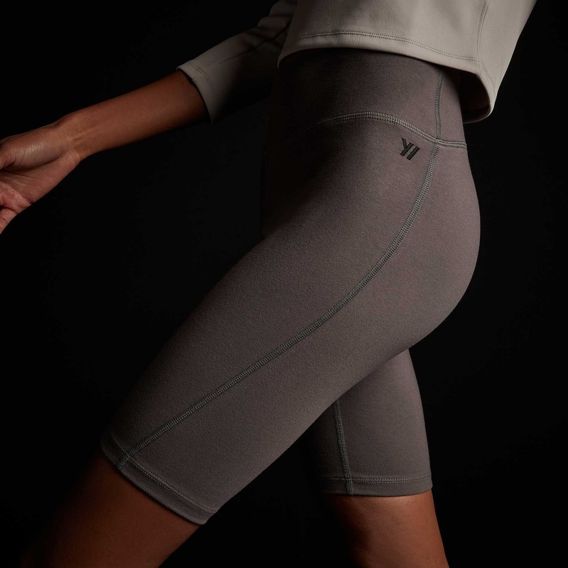 Spiral Seam Short - Burro