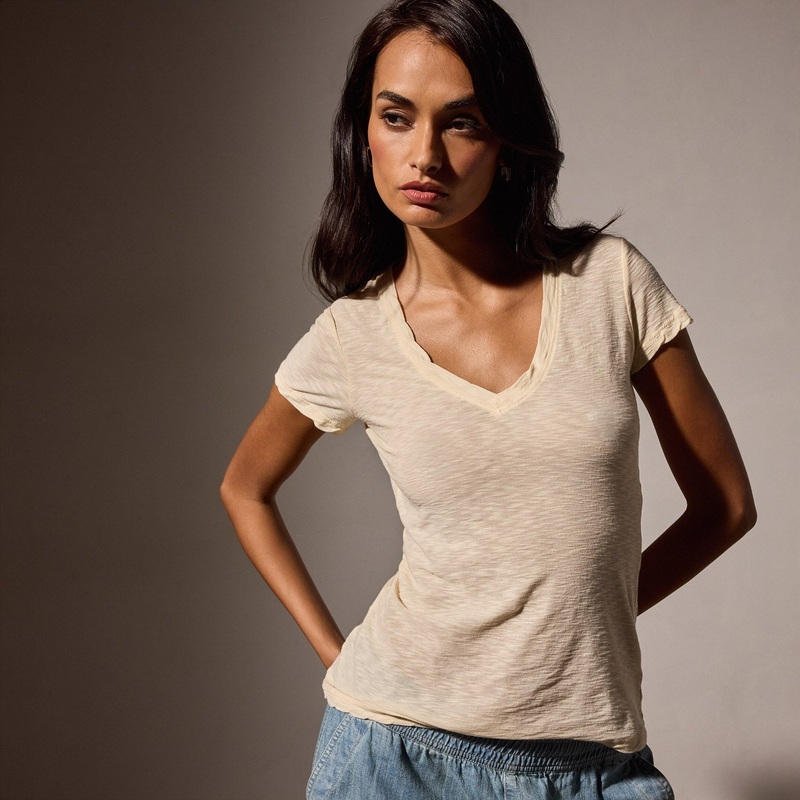 Sheer Slub Casual V Neck - Melon