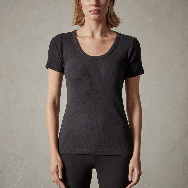 U Neck Short Sleeve  Tee - Black