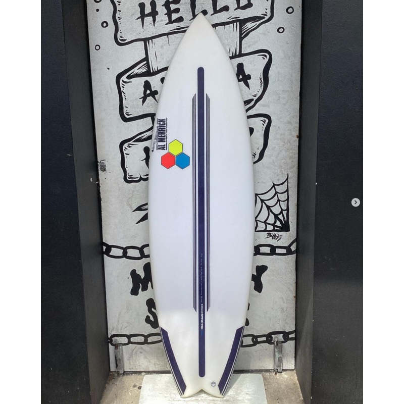 USED - 5'10 ROCKET WIDE SPINE-TEK (36L)